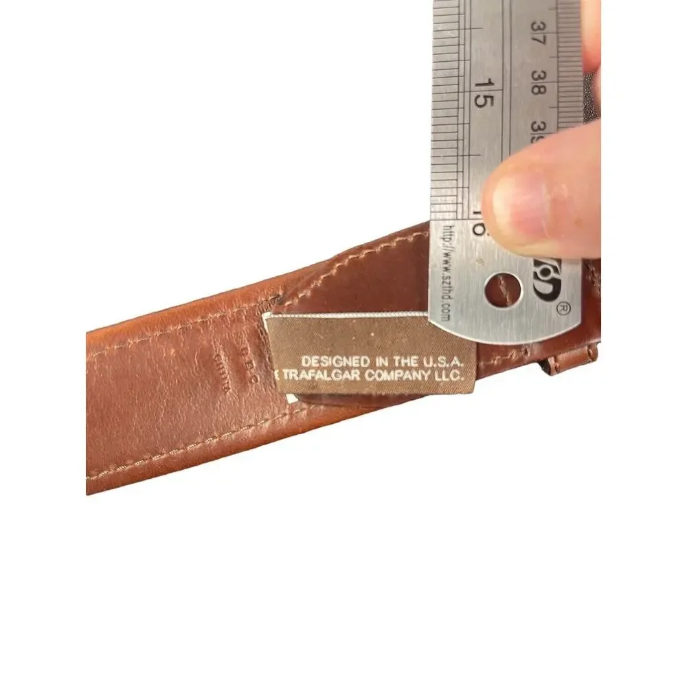 Trafalgar Leather Belt Size 42 WOODBURY Mens Brown Handmade Classic USA 1.25